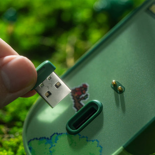 8BitDo Retro R8 Mouse - Forest Wonder image 2